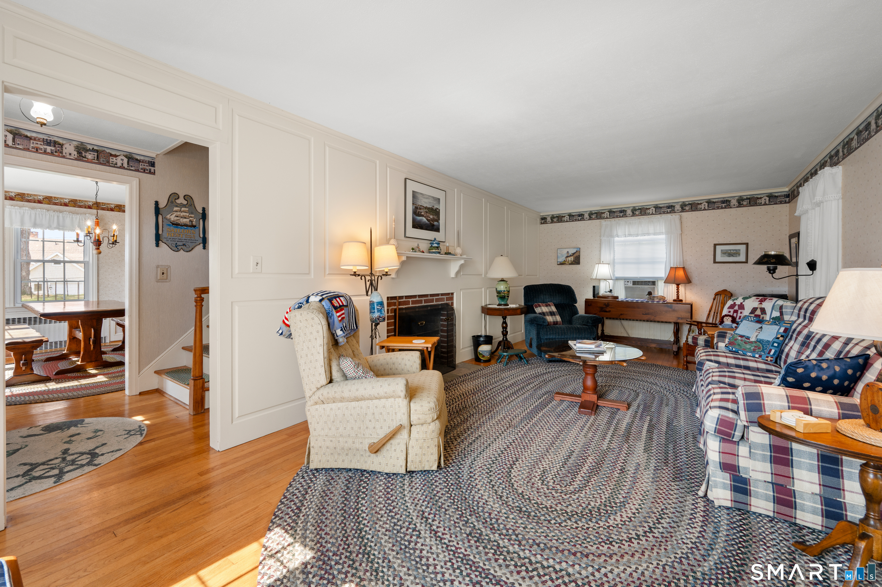 10 Hilltop Road East Lyme CT 06357