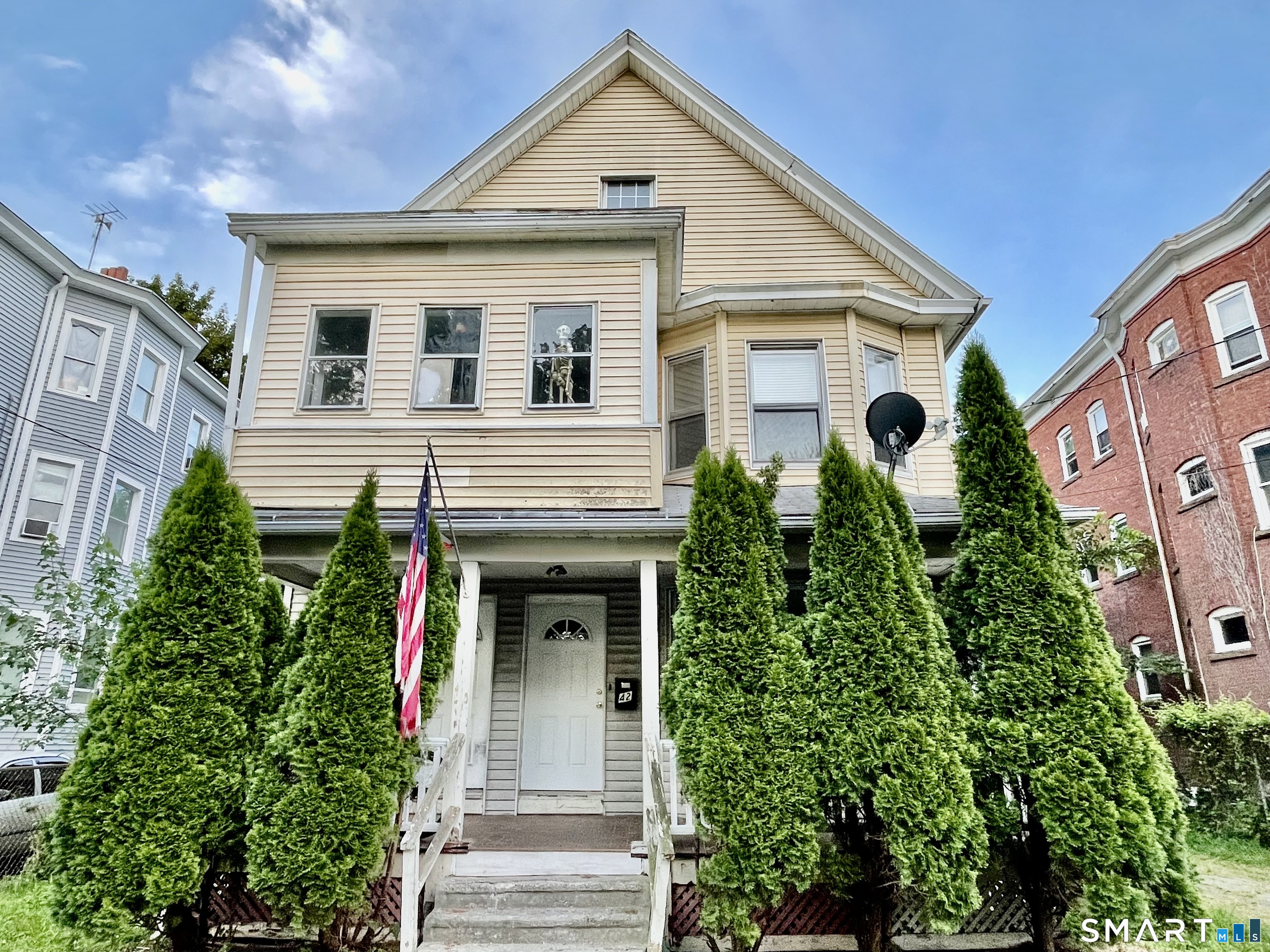 42 Cabot Street Hartford CT 06112