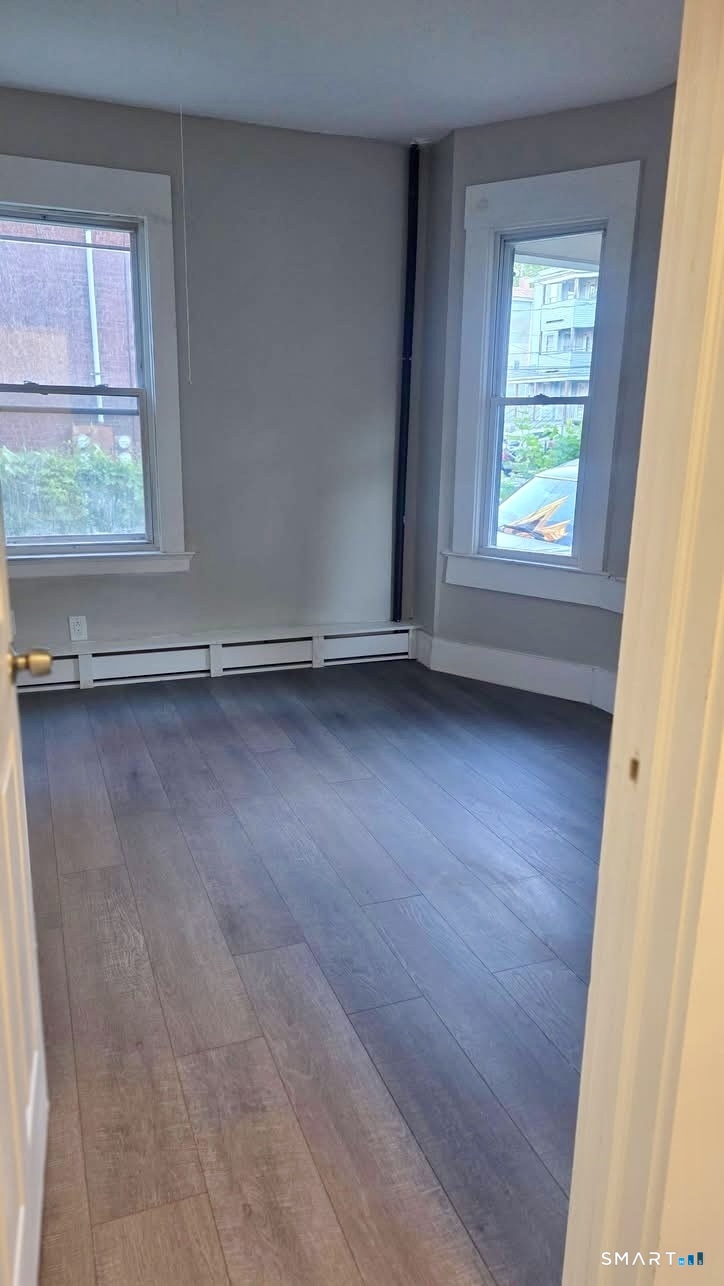 42 Cabot Street Hartford CT 06112