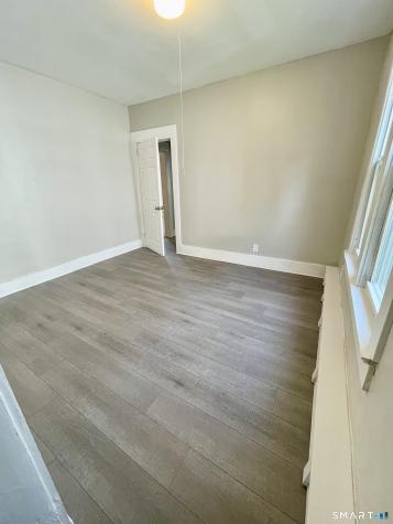 42 Cabot Street Hartford CT 06112