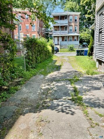 42 Cabot Street Hartford CT 06112