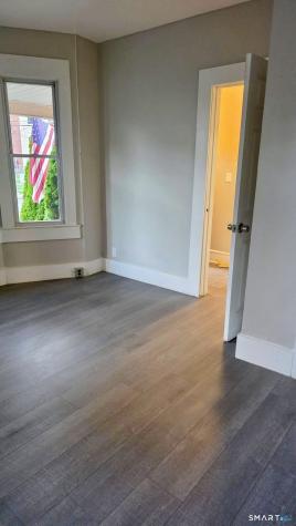 42 Cabot Street Hartford CT 06112