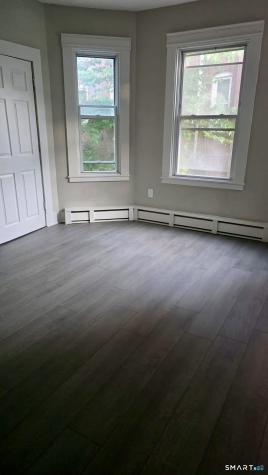 42 Cabot Street Hartford CT 06112