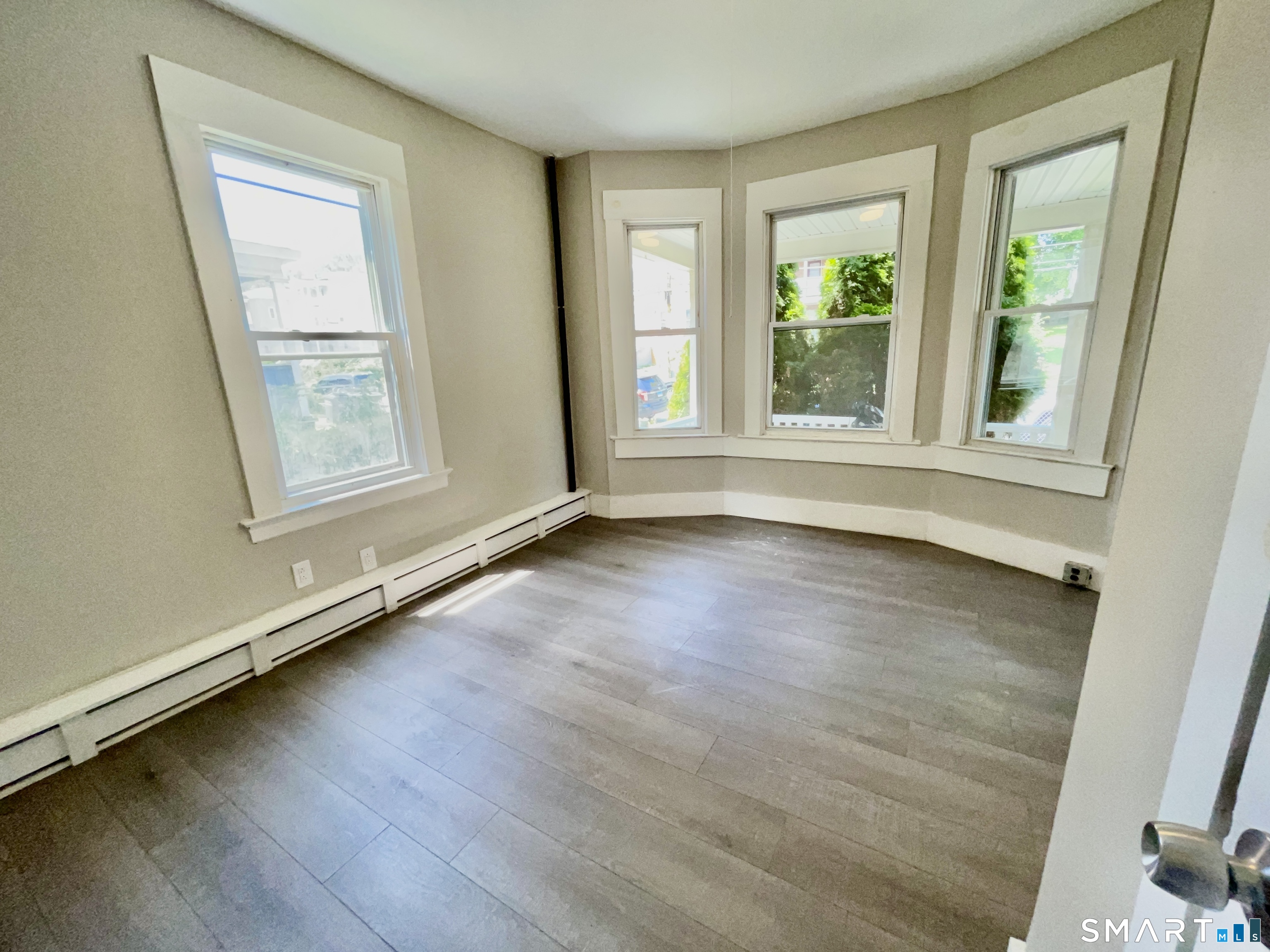 42 Cabot Street Hartford CT 06112