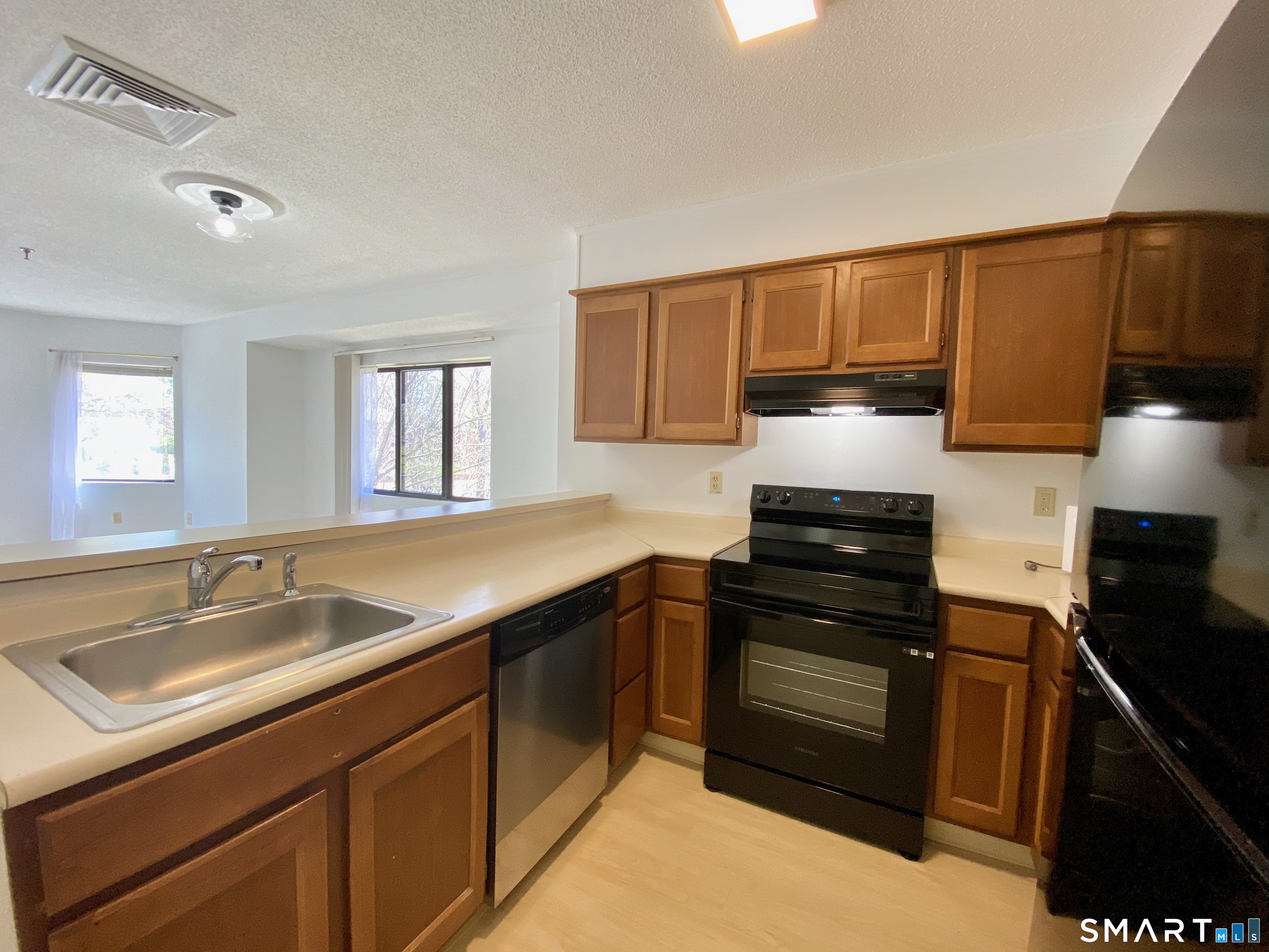 1204 Whitney Avenue Hamden CT 06517