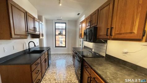 34-36 Charter Oak Place Hartford CT 06106