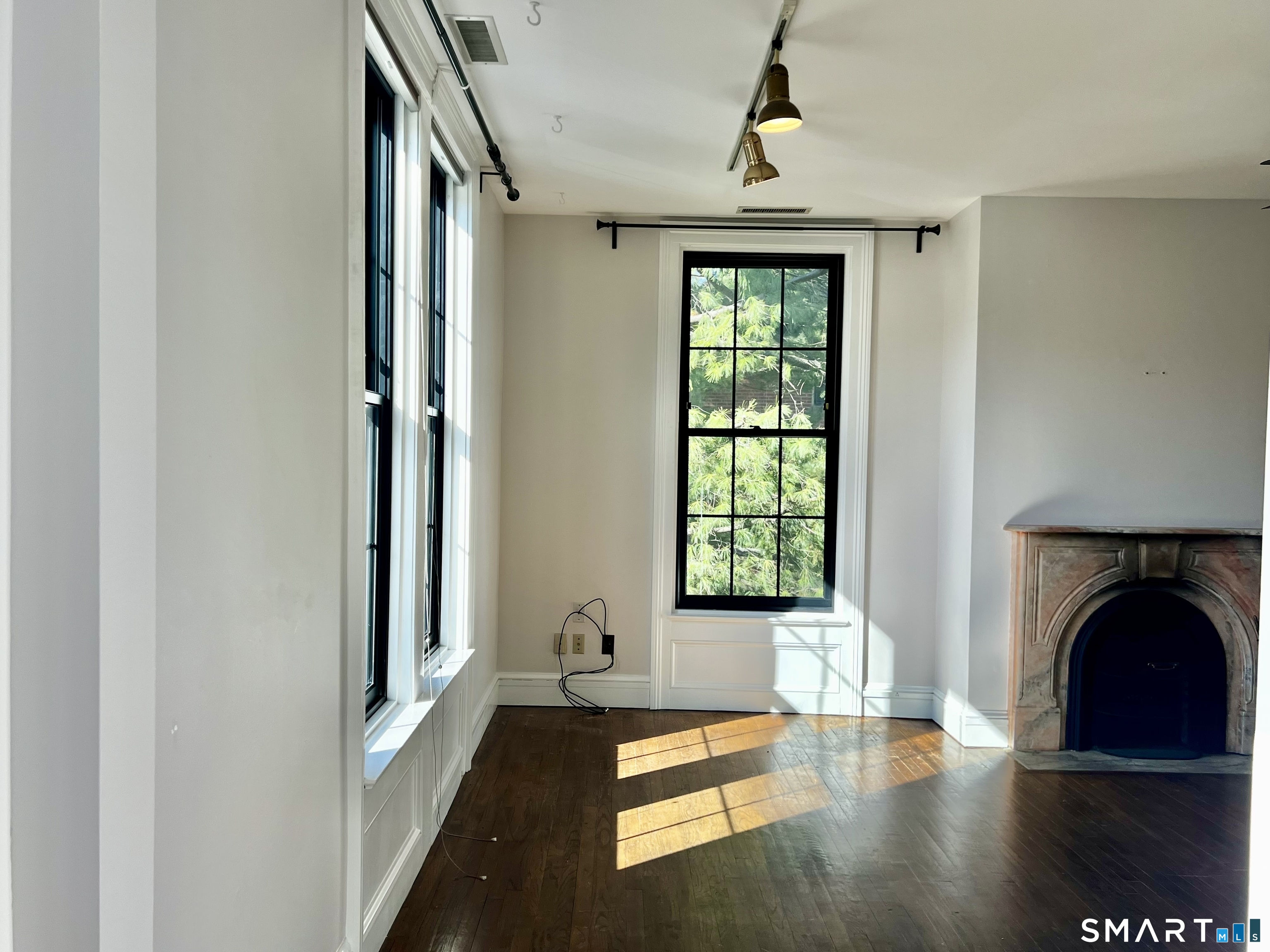 34-36 Charter Oak Place Hartford CT 06106