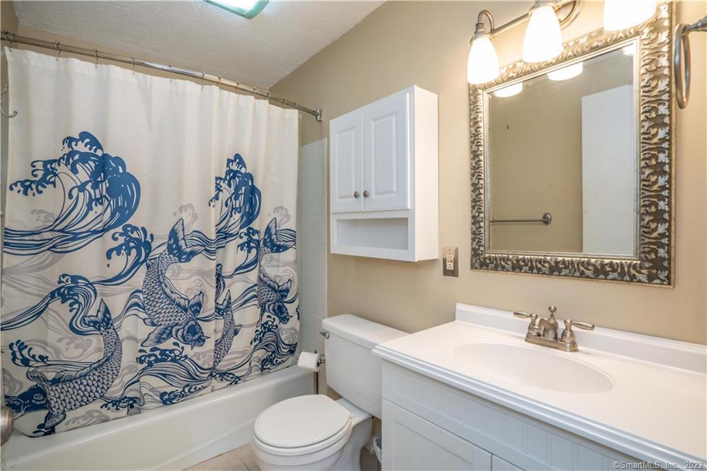 1401 Harbor View Drive Rocky Hill CT 06067