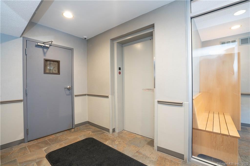 1401 Harbor View Drive Rocky Hill CT 06067