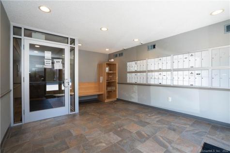 1401 Harbor View Drive Rocky Hill CT 06067