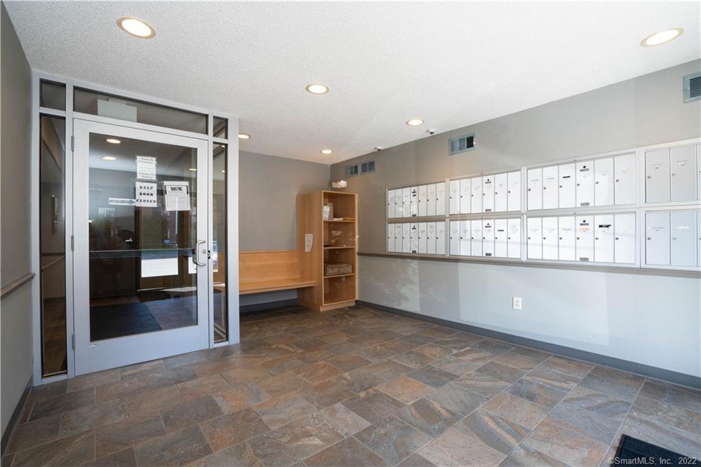1401 Harbor View Drive Rocky Hill CT 06067