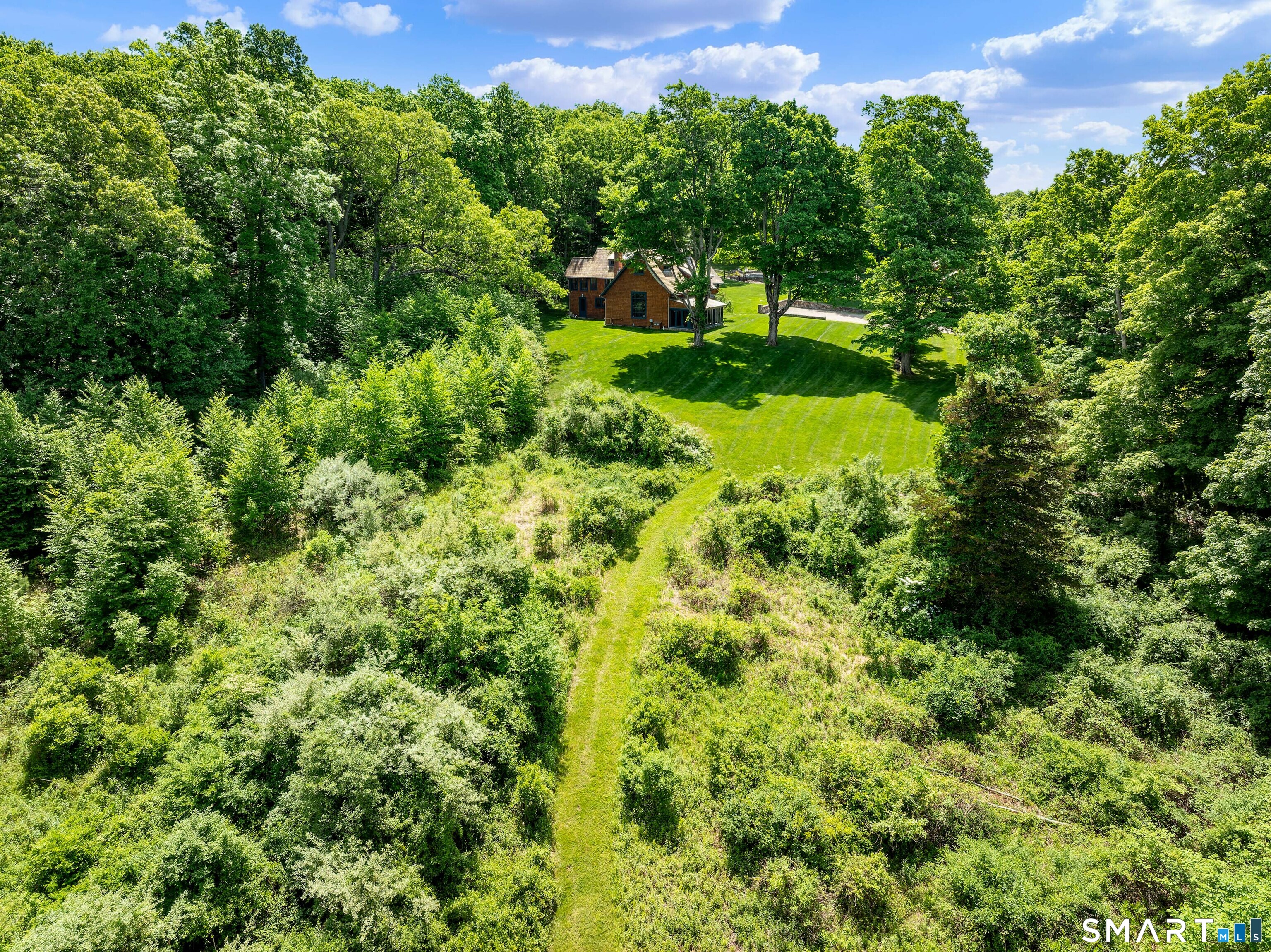 240 Umpawaug Road Redding CT 06896