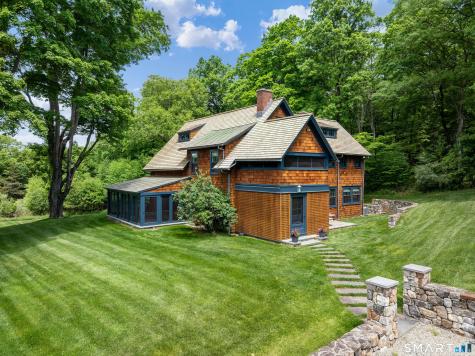 240 Umpawaug Road Redding CT 06896