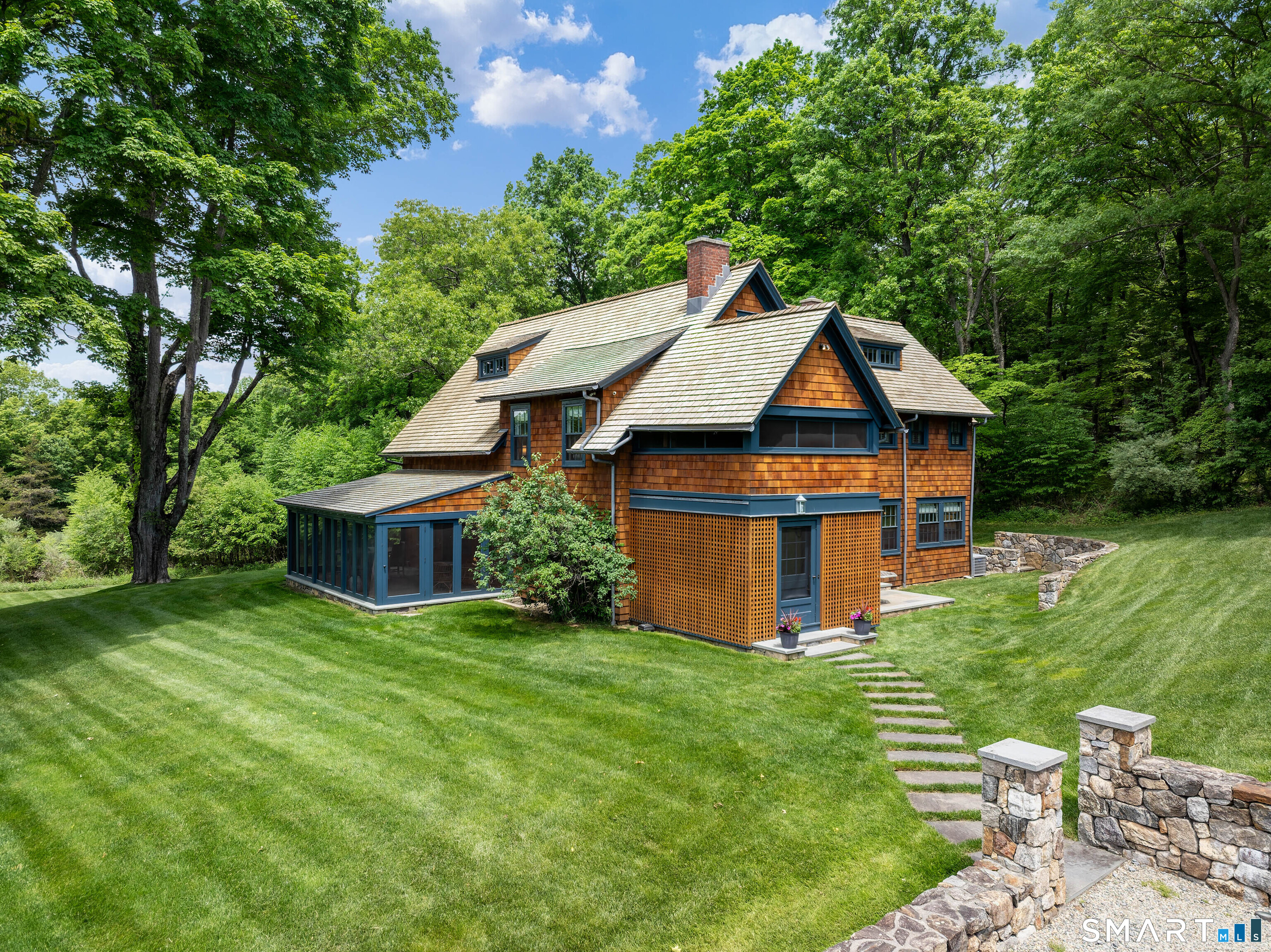 240 Umpawaug Road Redding CT 06896