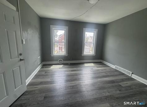 473 Putnam Street Bridgeport CT 06608