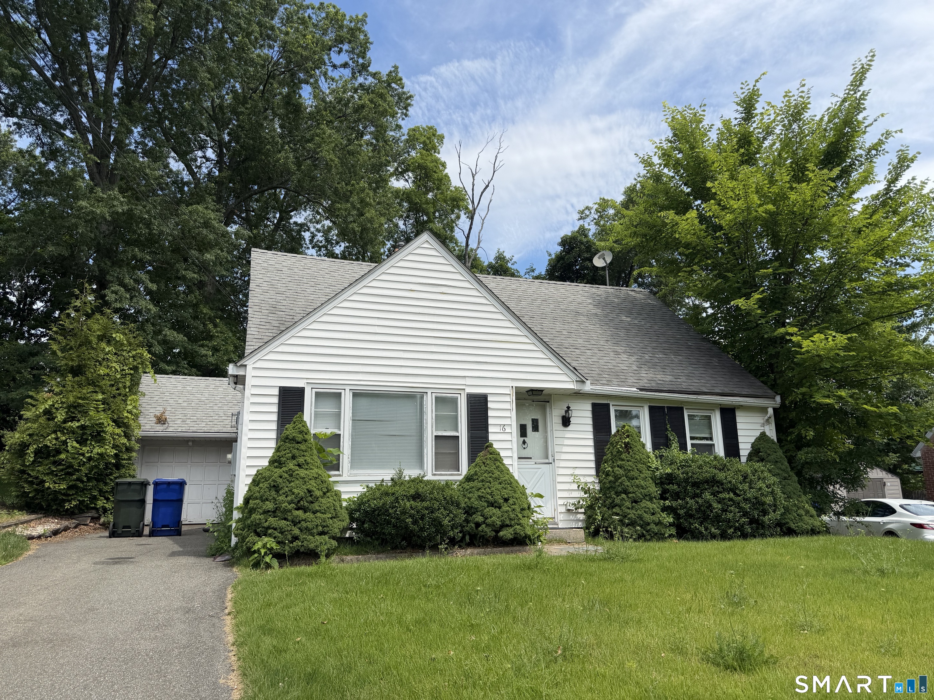 16 Harding Avenue Newington CT 06111