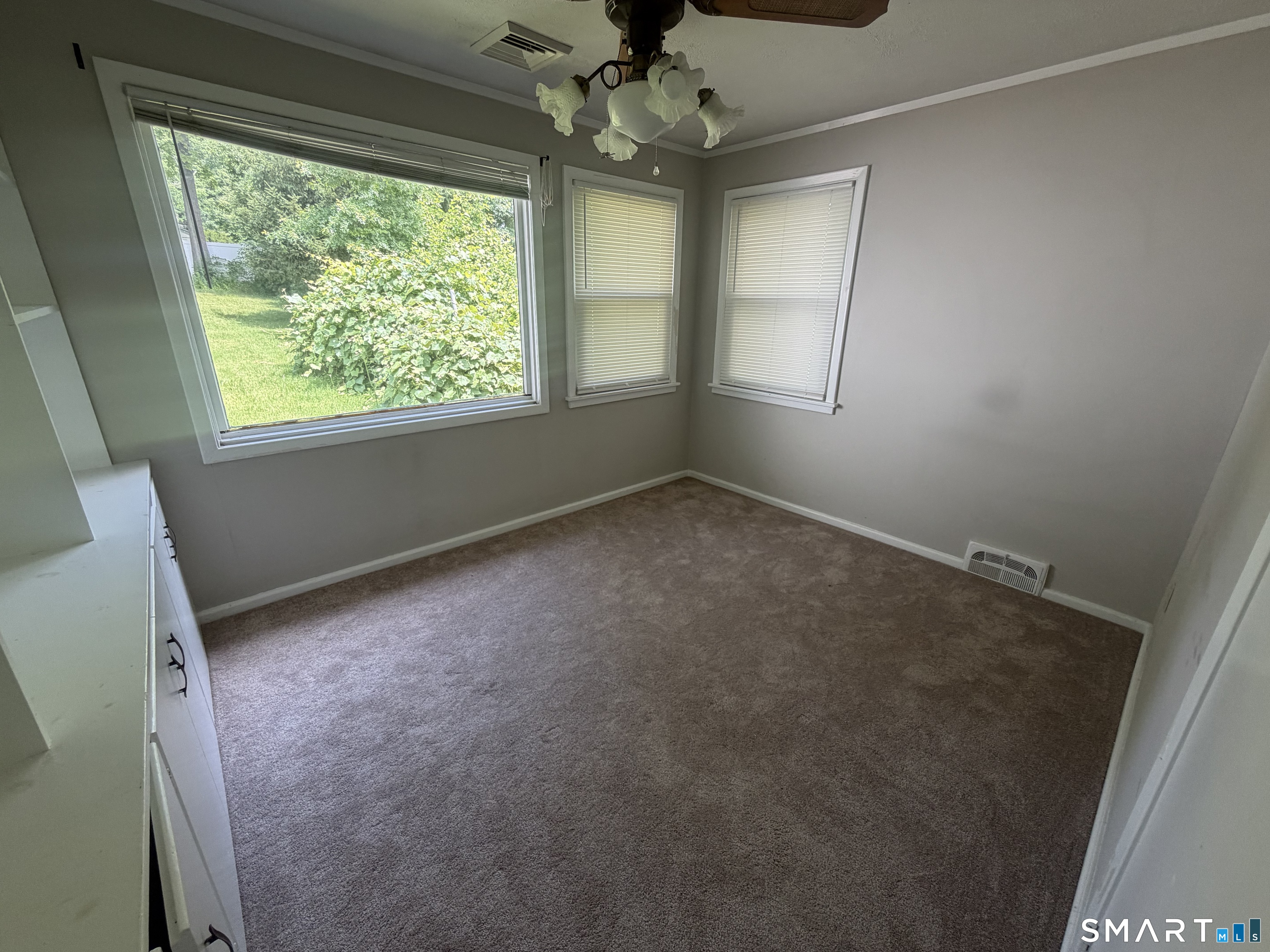 16 Harding Avenue Newington CT 06111