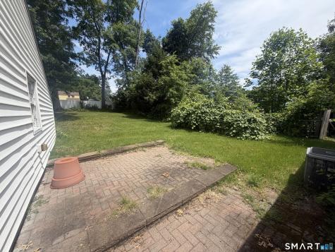 16 Harding Avenue Newington CT 06111