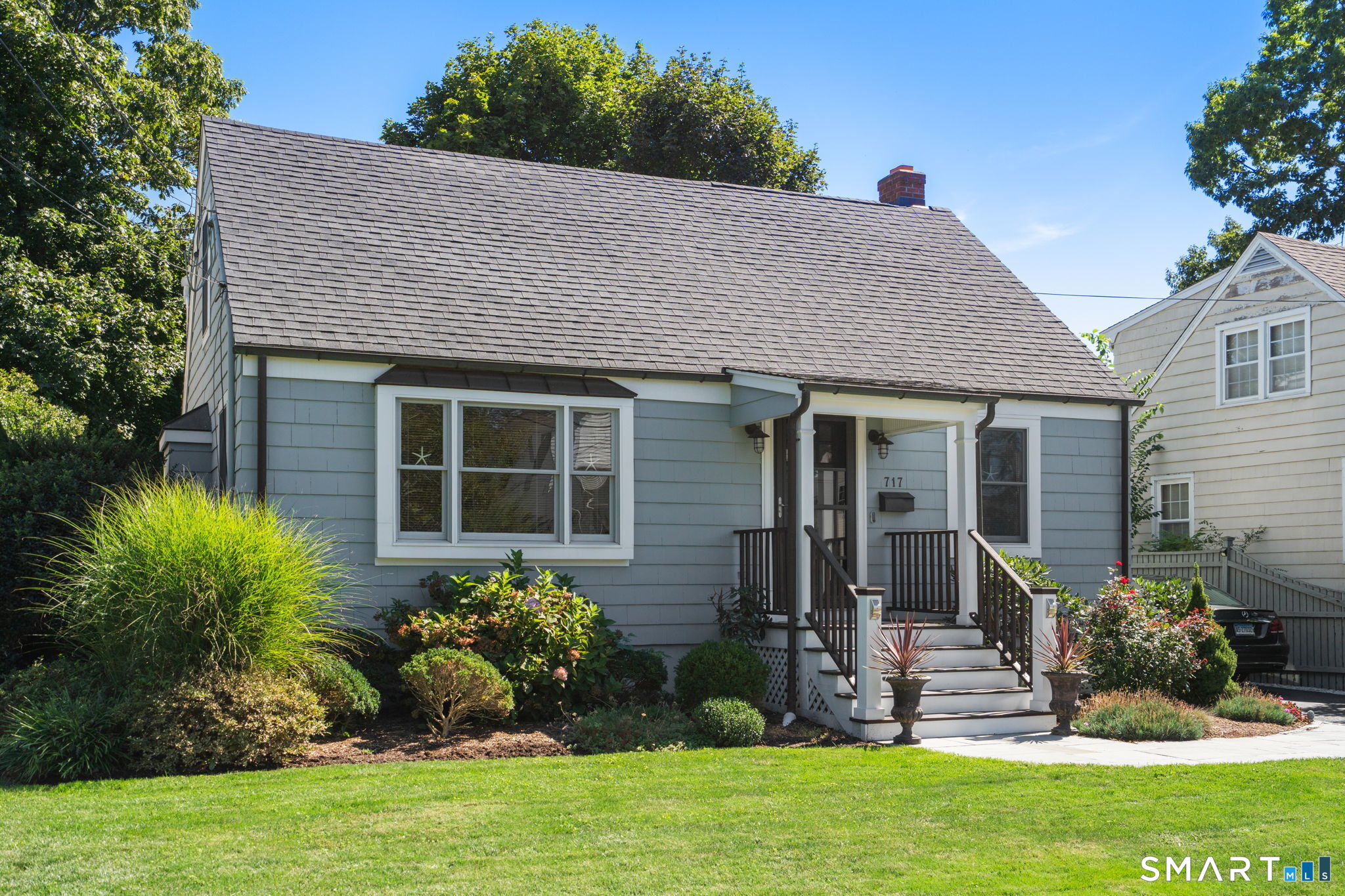 717 Riverside Drive Fairfield CT 06824