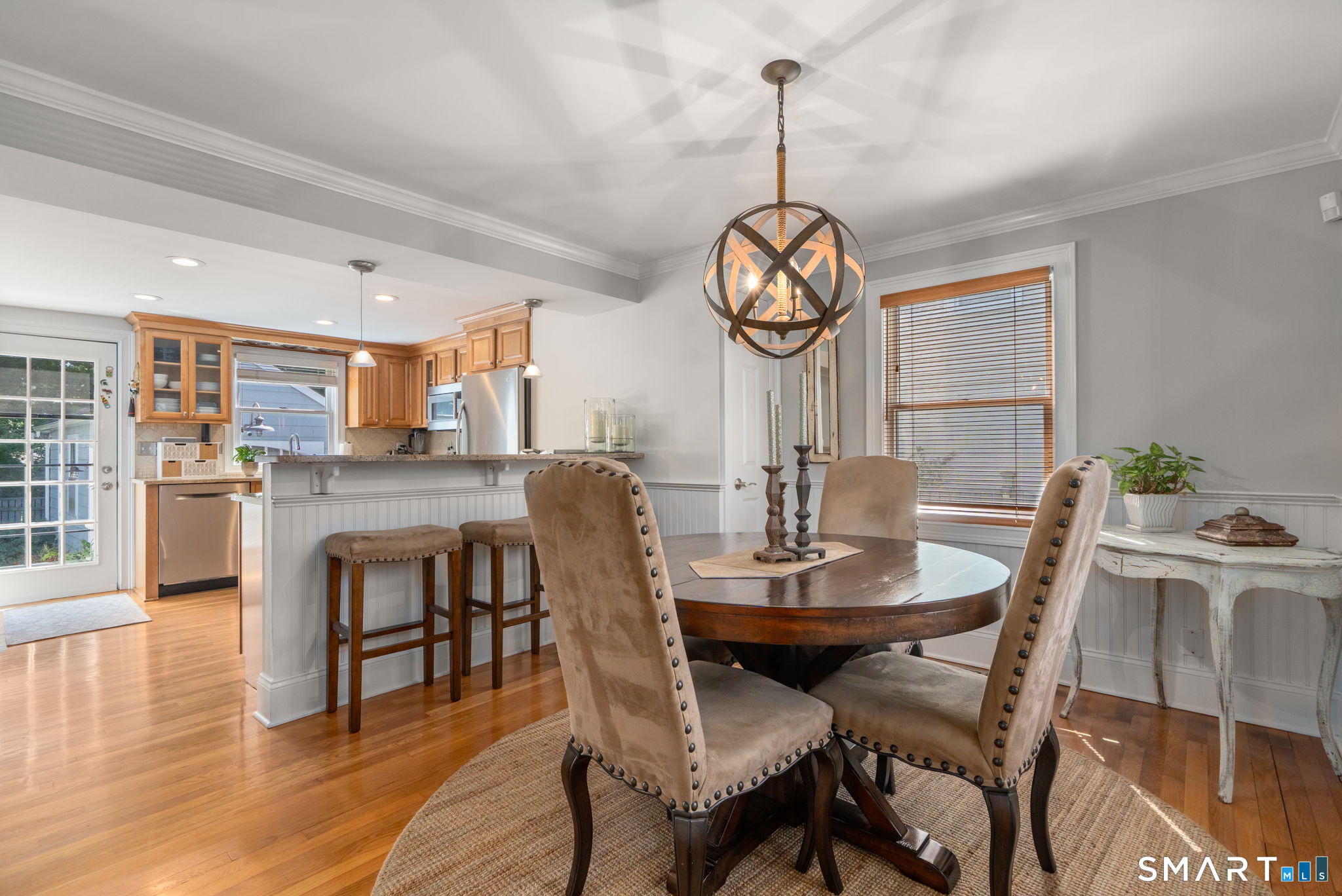 717 Riverside Drive Fairfield CT 06824