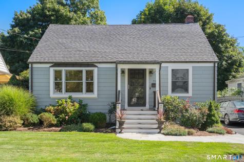 717 Riverside Drive Fairfield CT 06824