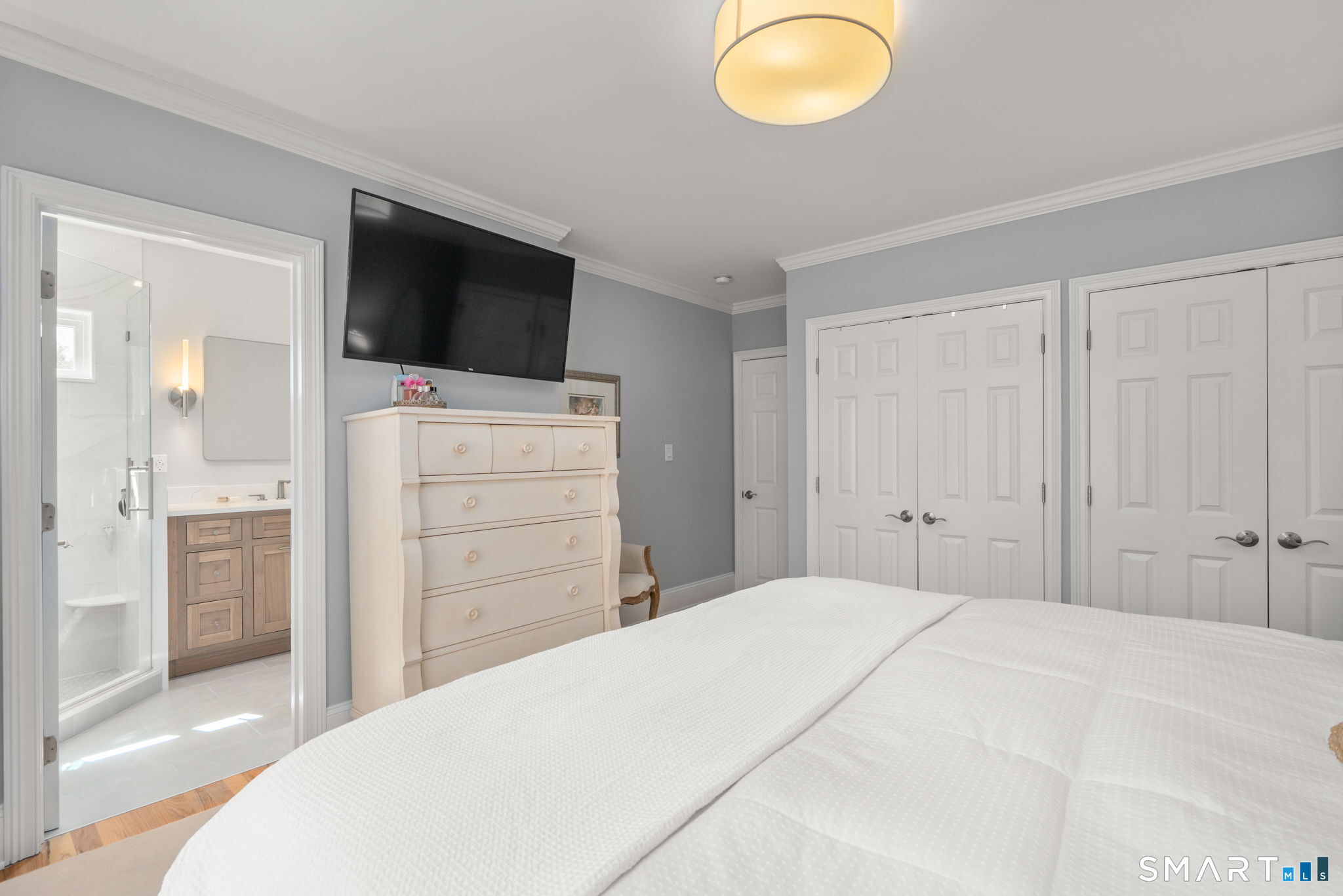 717 Riverside Drive Fairfield CT 06824