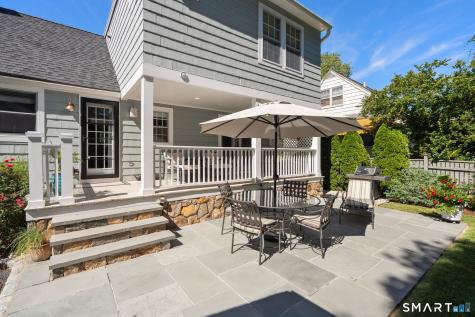 717 Riverside Drive Fairfield CT 06824