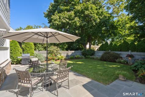 717 Riverside Drive Fairfield CT 06824