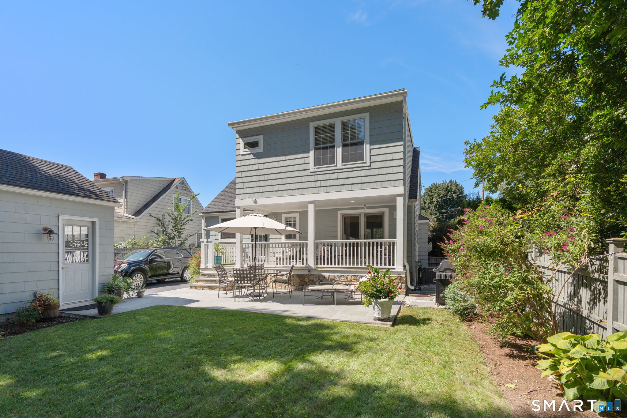 717 Riverside Drive Fairfield CT 06824