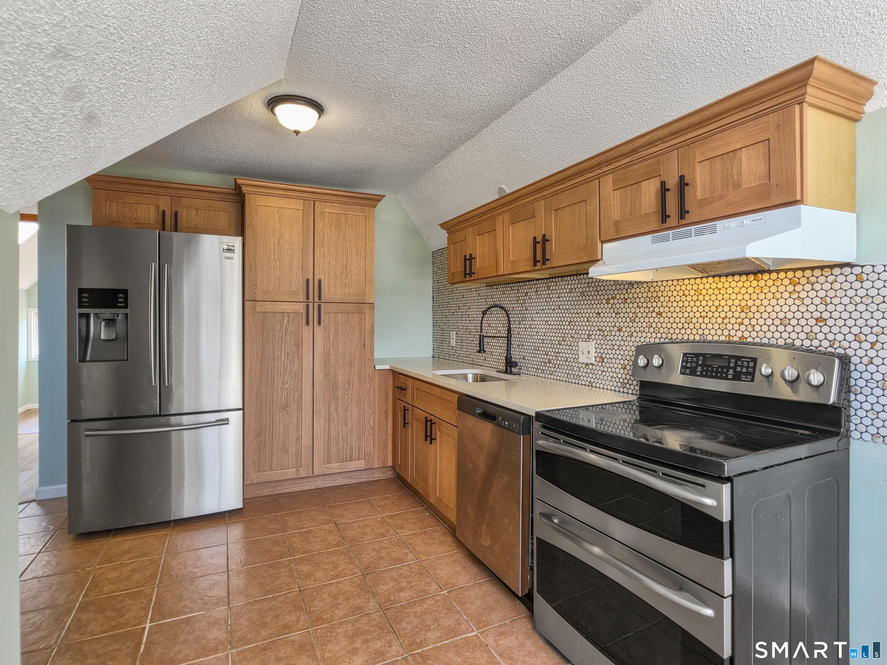 294 Central Avenue Norwich CT 06360