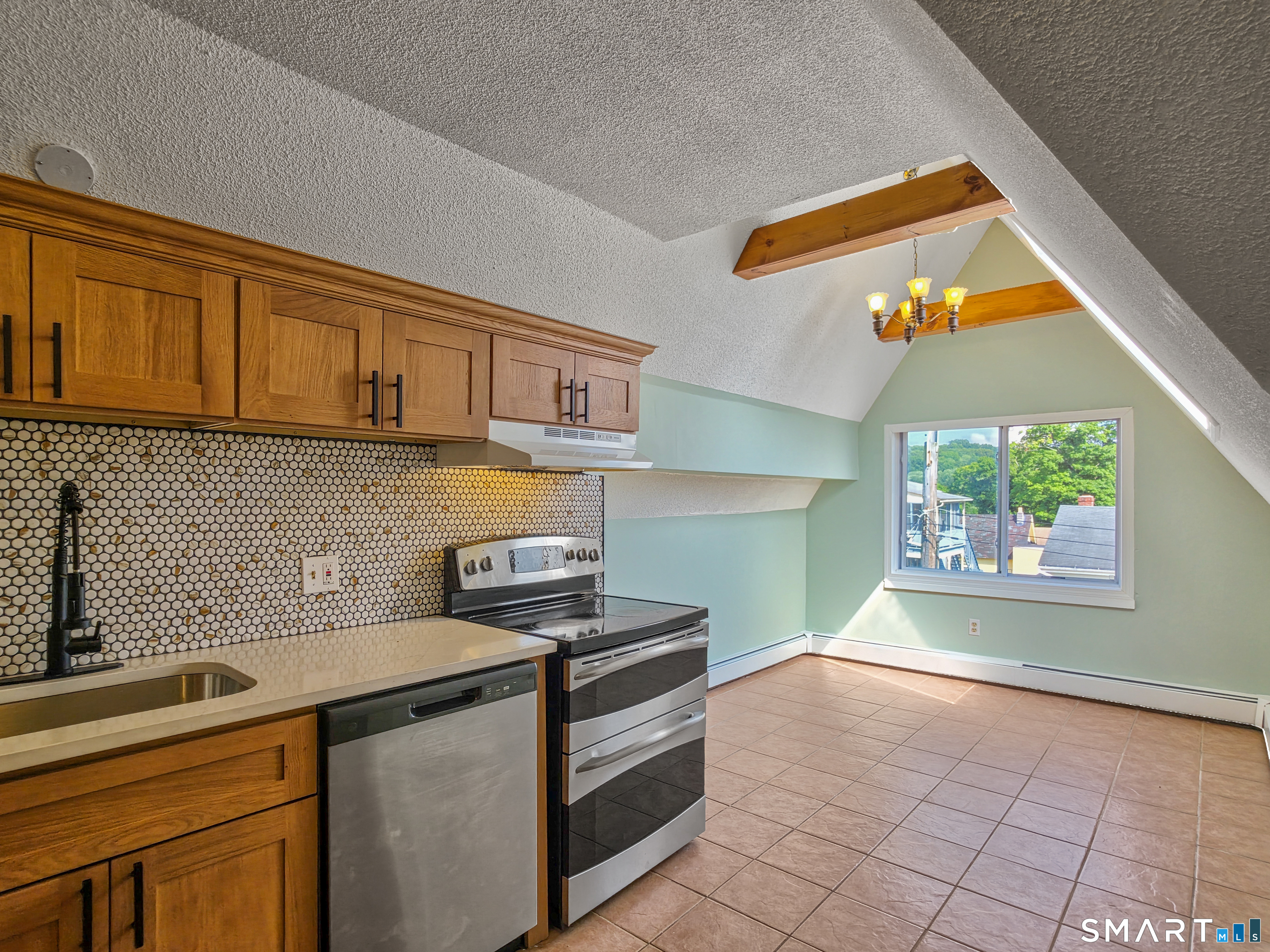 294 Central Avenue Norwich CT 06360