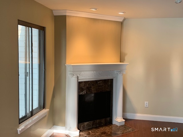 16 Greenbriar Drive Farmington CT 06032