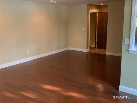 16 Greenbriar Drive Farmington CT 06032