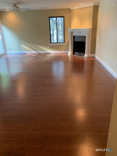 16 Greenbriar Drive Farmington CT 06032