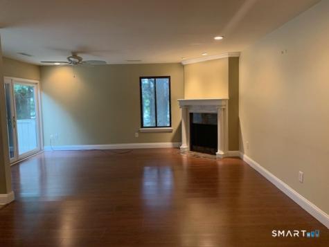 16 Greenbriar Drive Farmington CT 06032