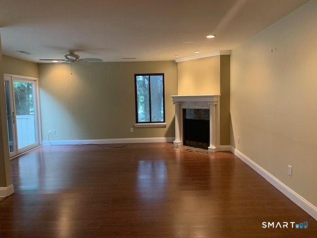 16 Greenbriar Drive Farmington CT 06032