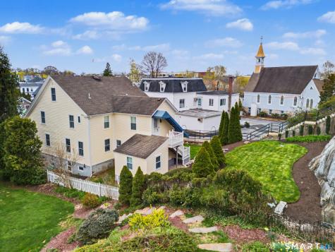 19 Pearl Street Groton CT 06340