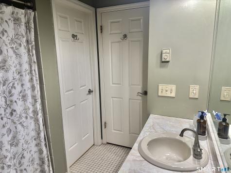8 Rose Lane Danbury CT 06811