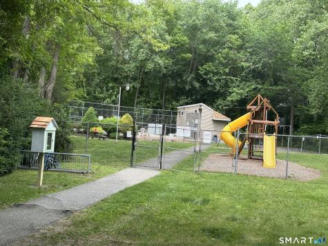 8 Rose Lane Danbury CT 06811