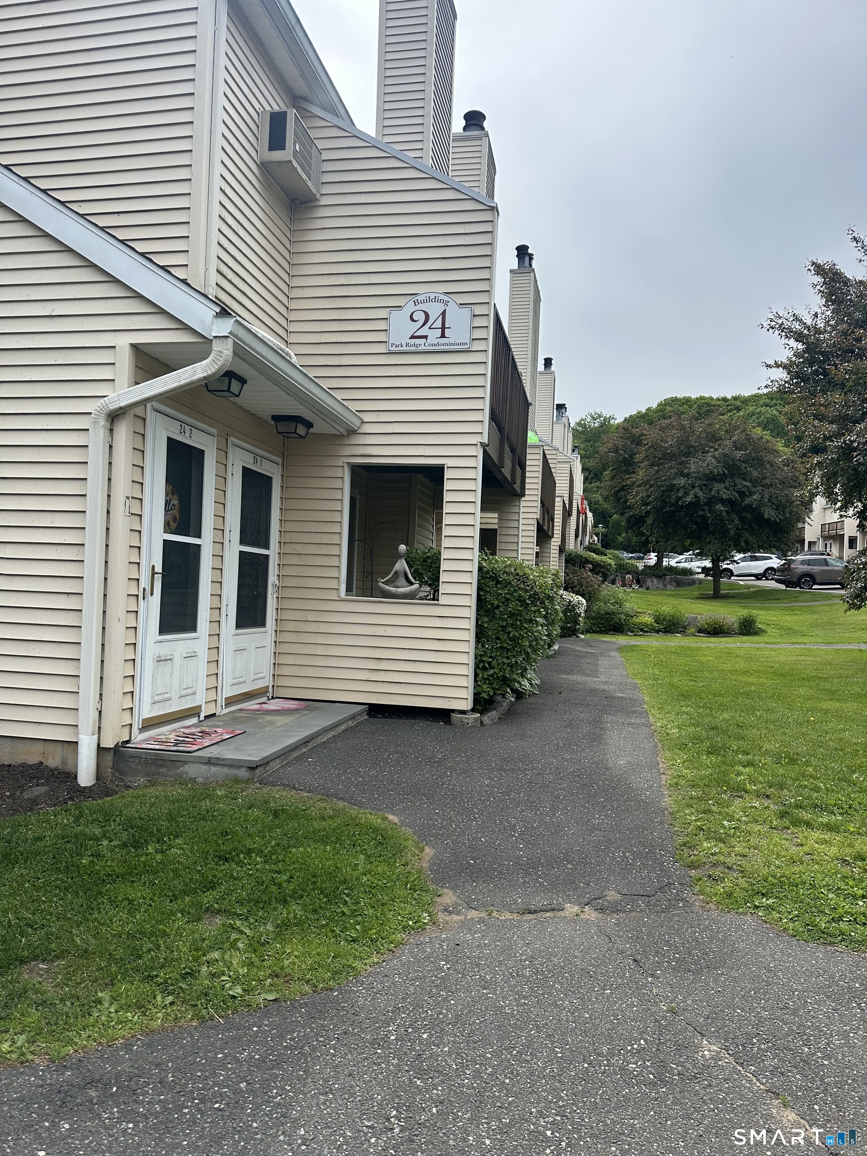 8 Rose Lane Danbury CT 06811