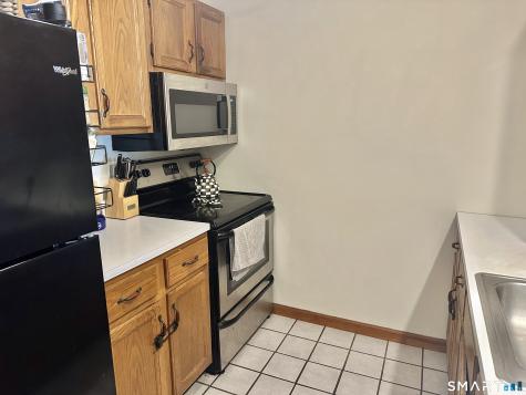 8 Rose Lane Danbury CT 06811