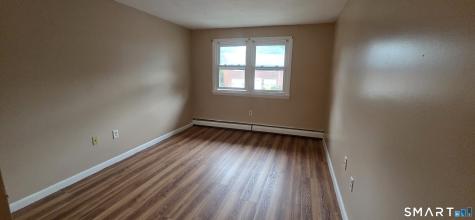 460 Woodbridge Street Manchester CT 06042
