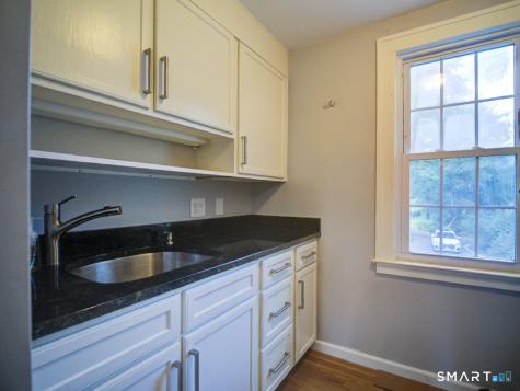 220 Ives Street Hamden CT 06518