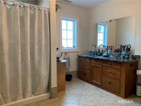 26 Village Road Milford CT 06460