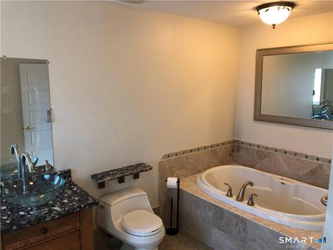 26 Village Road Milford CT 06460