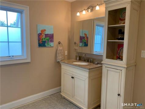 26 Village Road Milford CT 06460