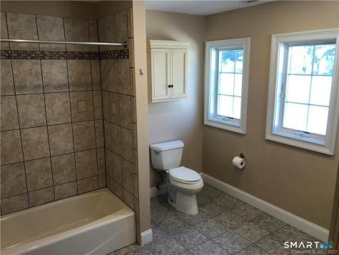 26 Village Road Milford CT 06460