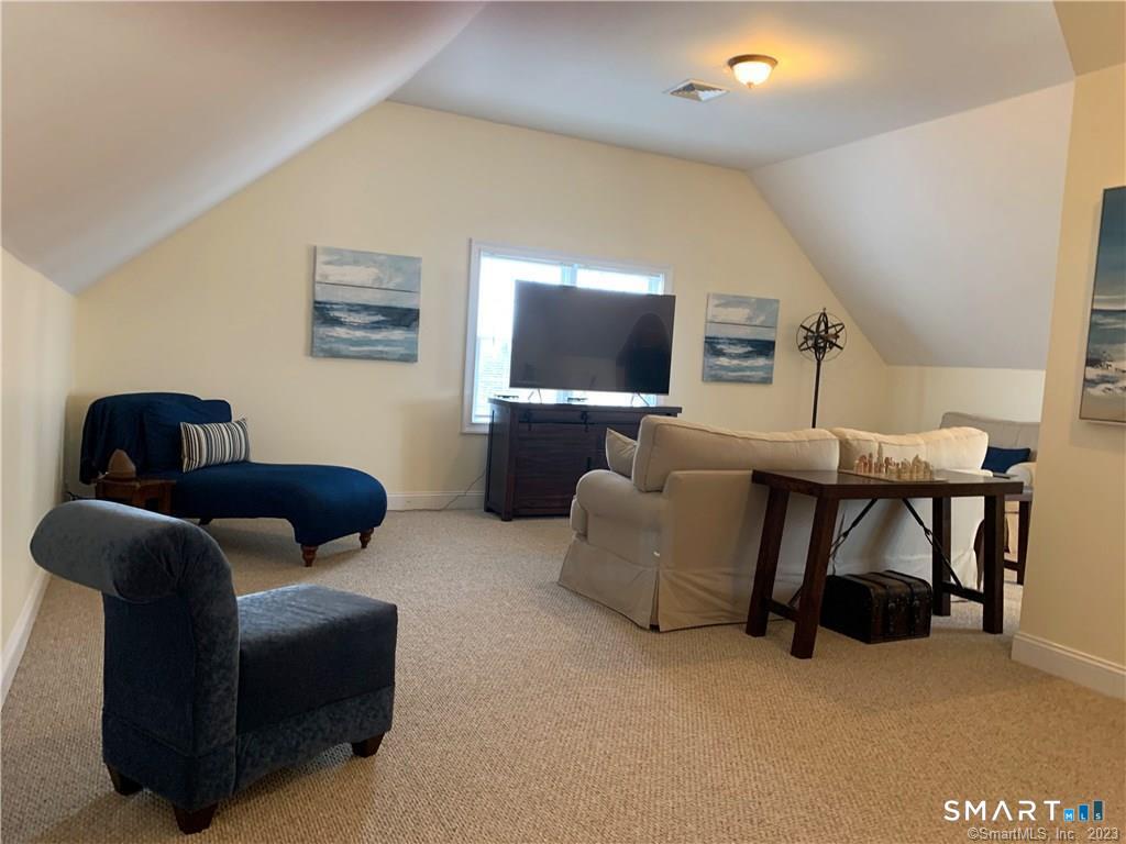 26 Village Road Milford CT 06460