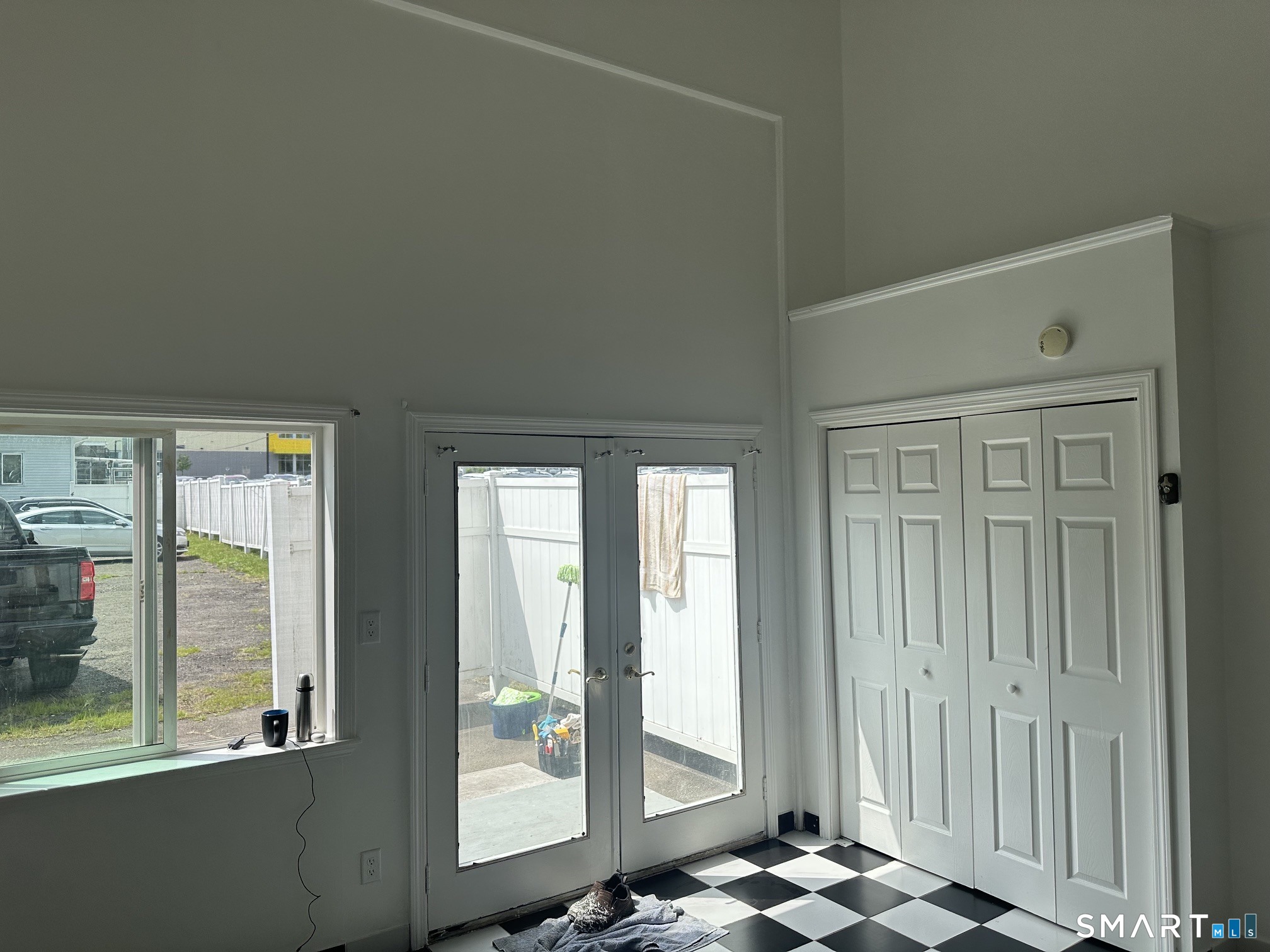 379 Derby Avenue West Haven CT 06516