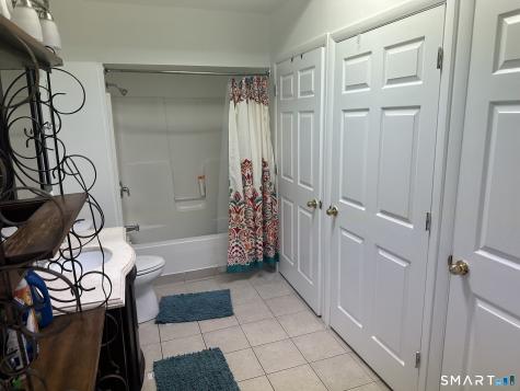 379 Derby Avenue West Haven CT 06516